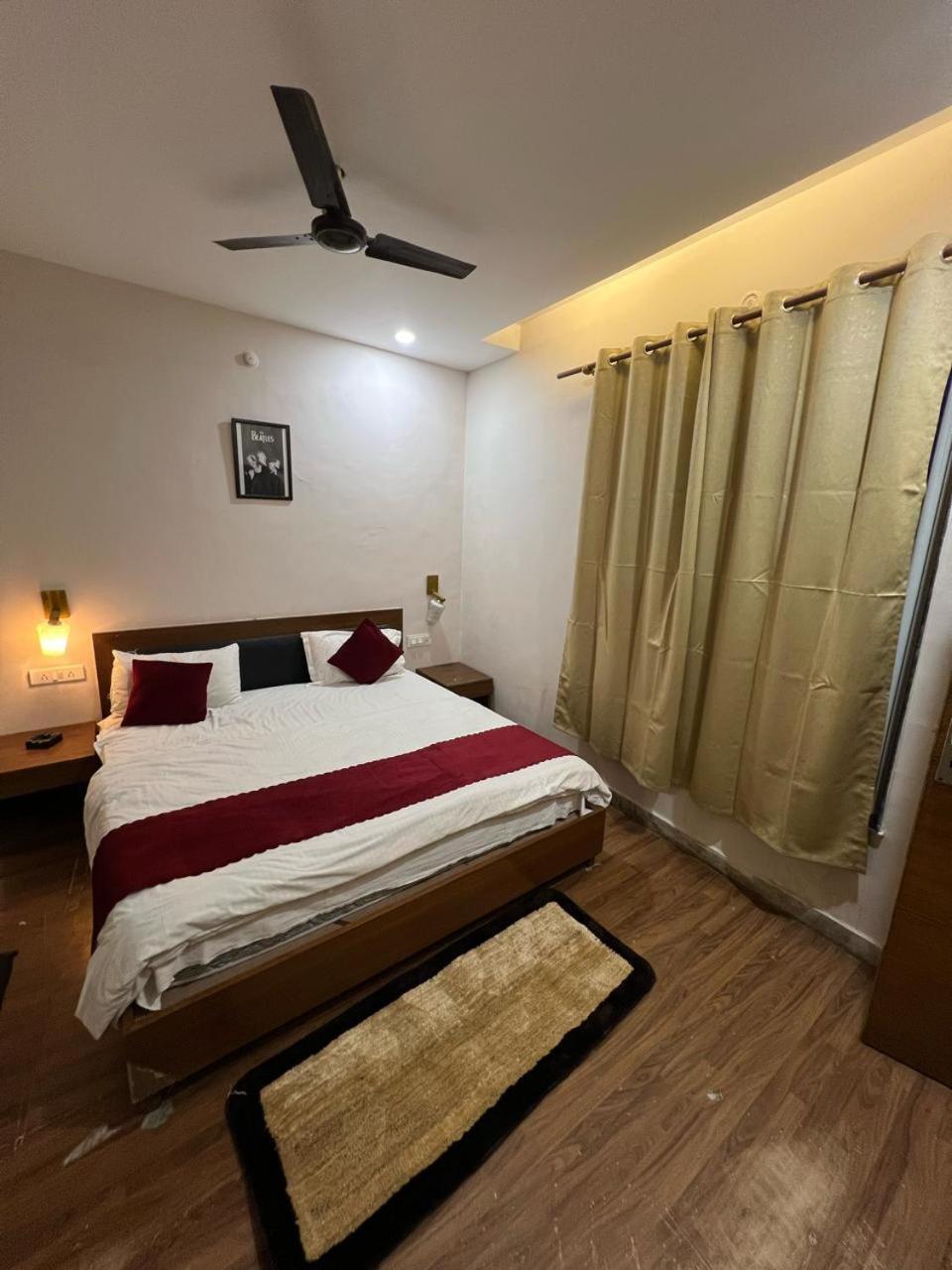Unplan Hostel Rishīkesh Extérieur photo